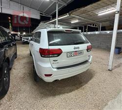 جيب جراند شيروكي